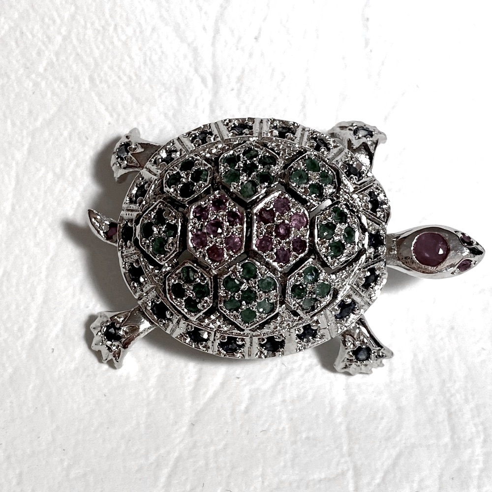 Stunning  Chapel-Zenray Vintage Turtle Brooch